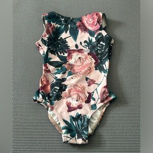 xxs lucky leo in great condition!